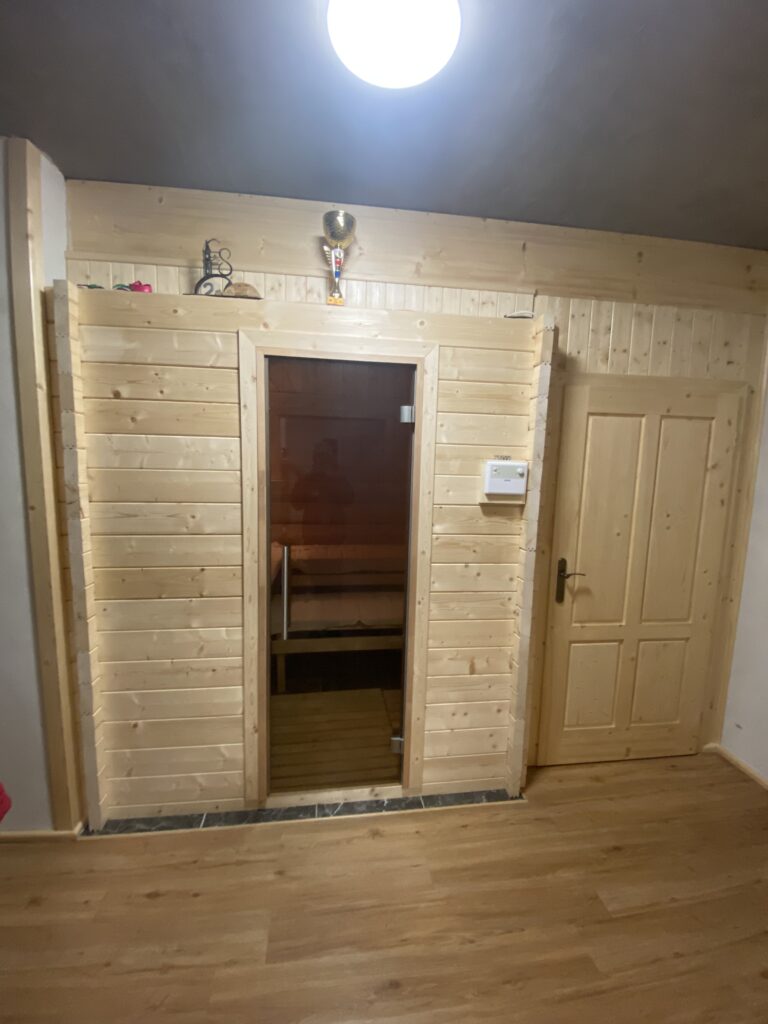 Dveře, Sauna